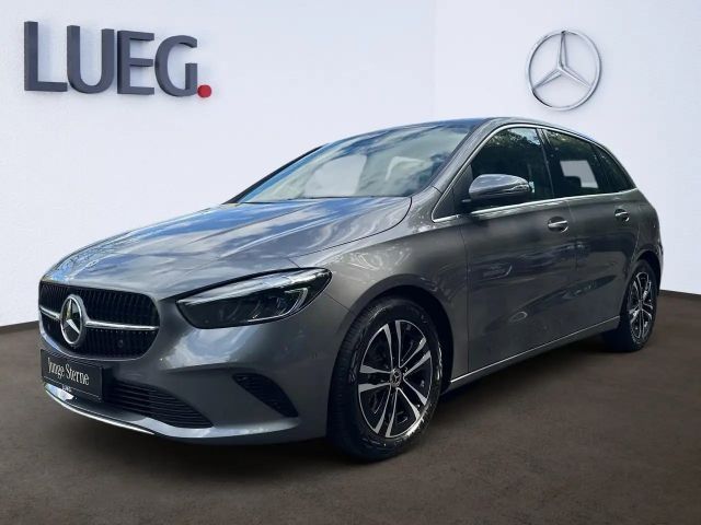 Mercedes-Benz B 180 Progressive Sedan