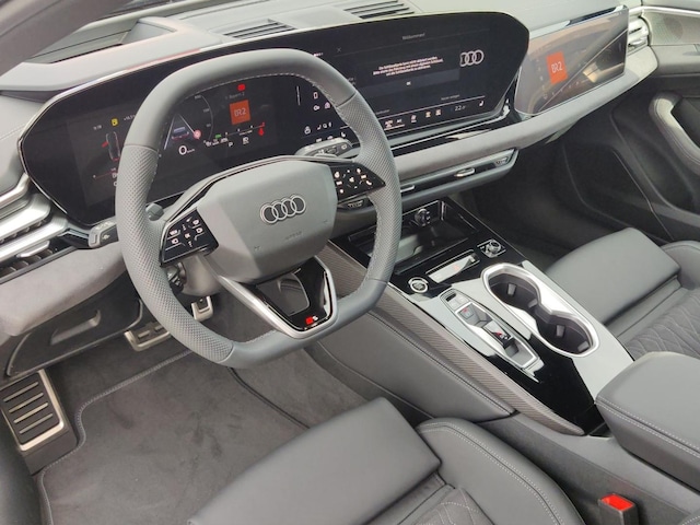 Audi A6 Avant Quattro S-Tronic