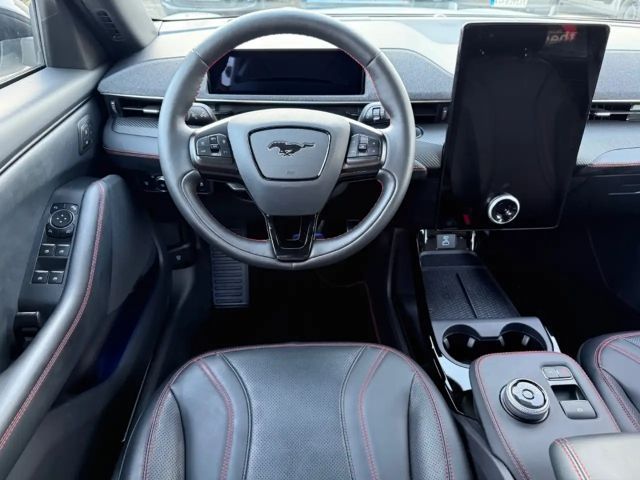 Ford Mustang Mach-E AWD Extended range