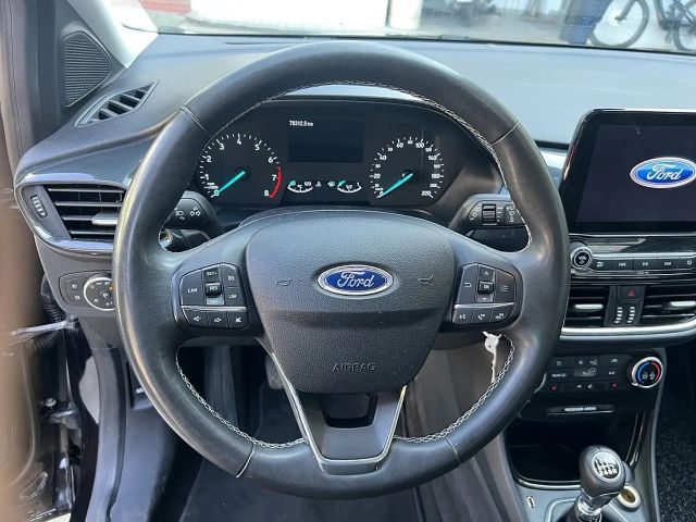 Ford Puma EcoBoost Titanium