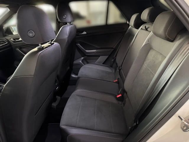 Volkswagen T-Roc 1.5 TSI DSG R-Line