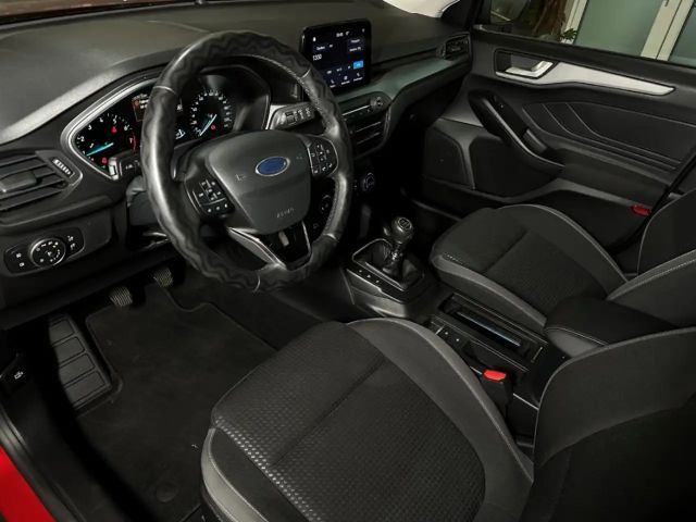 Ford Focus Cool & Connect