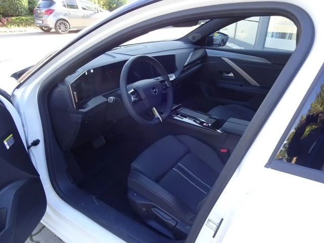 Opel Astra GS-Line Grand Sport