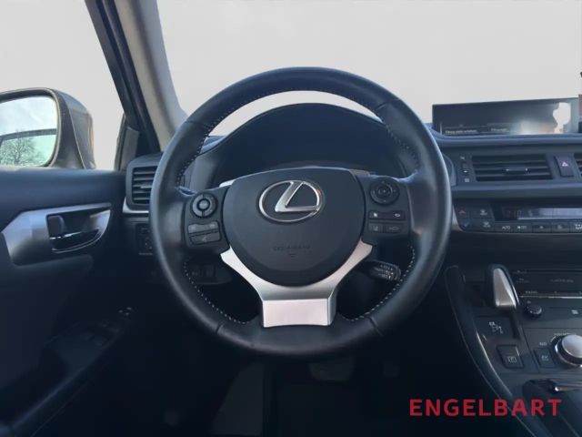 Lexus CT 200h Navi Sitzheizung LED ACC DAB Keyless Entry Spurhal