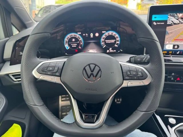 Volkswagen Golf 1.5 TSI R-Line