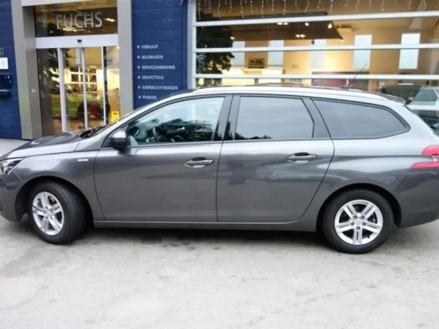 Peugeot 308 PureTech Style