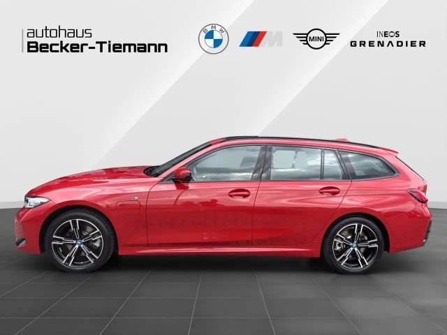 BMW 330 330e M-Sport Touring xDrive