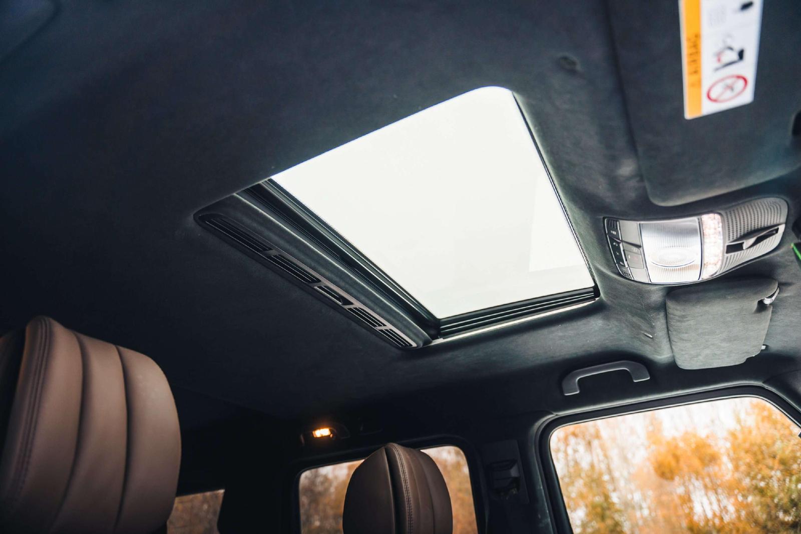 Mercedes-Benz AMG G Burmester / Night Package / Belgian