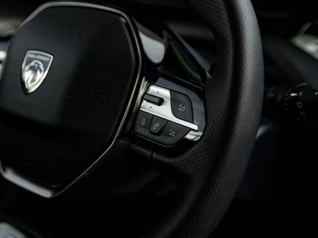 Peugeot 408 GT-Line Hybrid