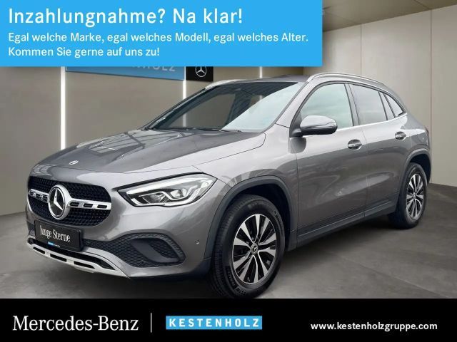 Mercedes-Benz GLA 200 4MATIC Style