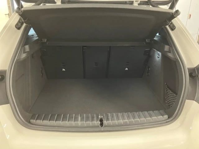 BMW 118 118d 5-deurs Sedan