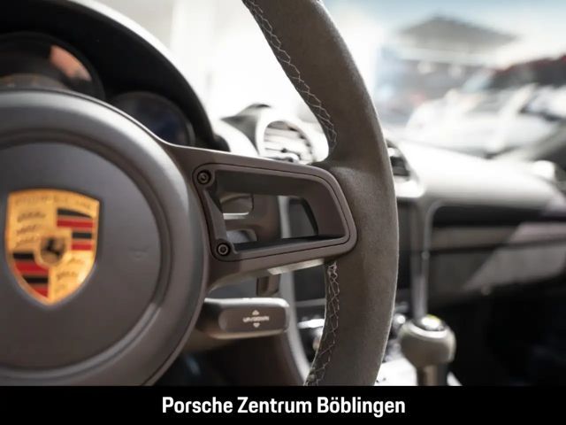 Porsche Cayman 718 RS