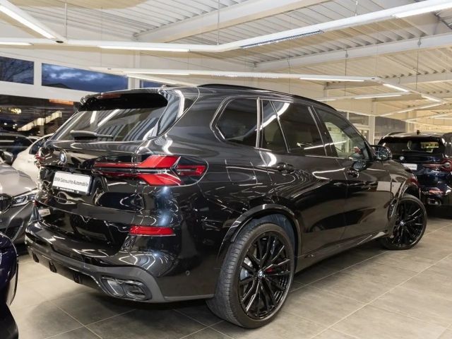 BMW X5 M60i xDrive