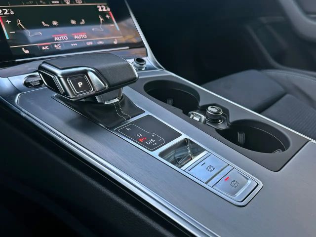 Audi A6 Avant Quattro S-Line