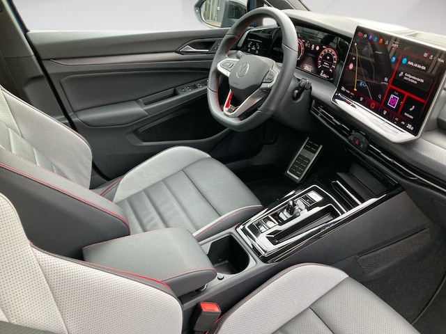 Volkswagen Golf 2.0 TSI DSG Golf VIII Style