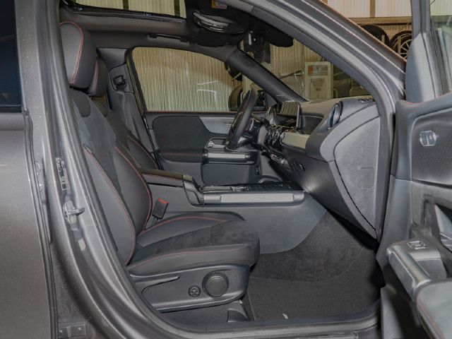 Mercedes-Benz GLB 250 4MATIC