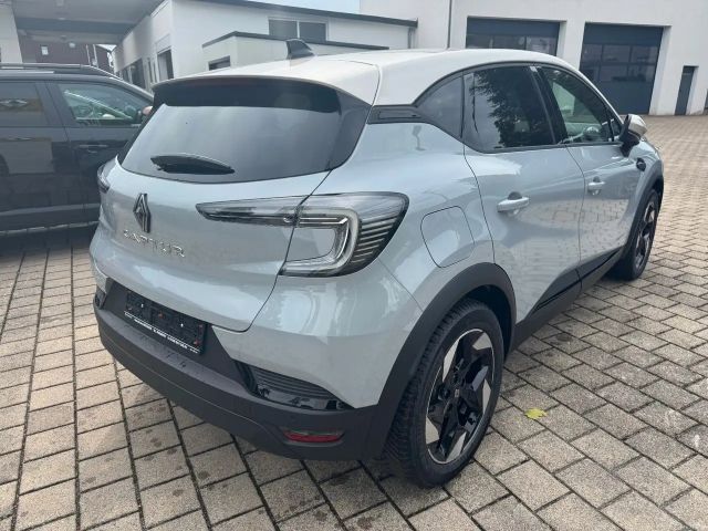 Renault Captur EDC Hybrid TCe 160 Techno