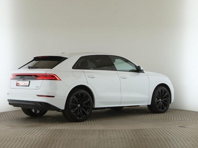 Audi Q8 55 TFSI Hybride Quattro