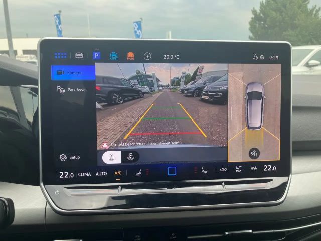 Volkswagen Golf Business DSG Variant