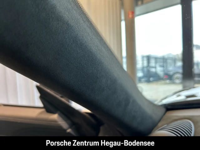 Porsche Cayman 718 RS