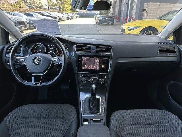Volkswagen Golf e-Golf