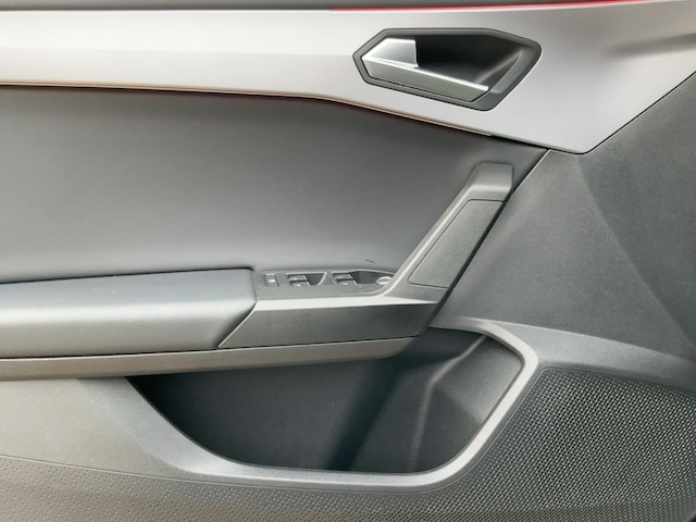 Seat Leon 1.5 eTSI DSG FR-lijn