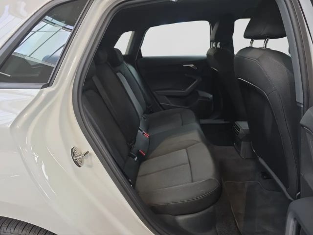 Audi A3 40 TFSI Hybride Sedan