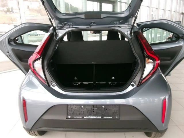 Toyota Aygo Hatchback Play VVT-i