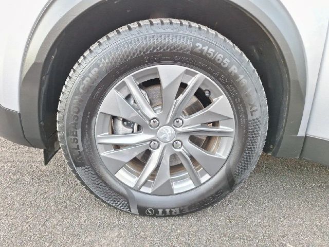 Peugeot E-2008 Active Pack