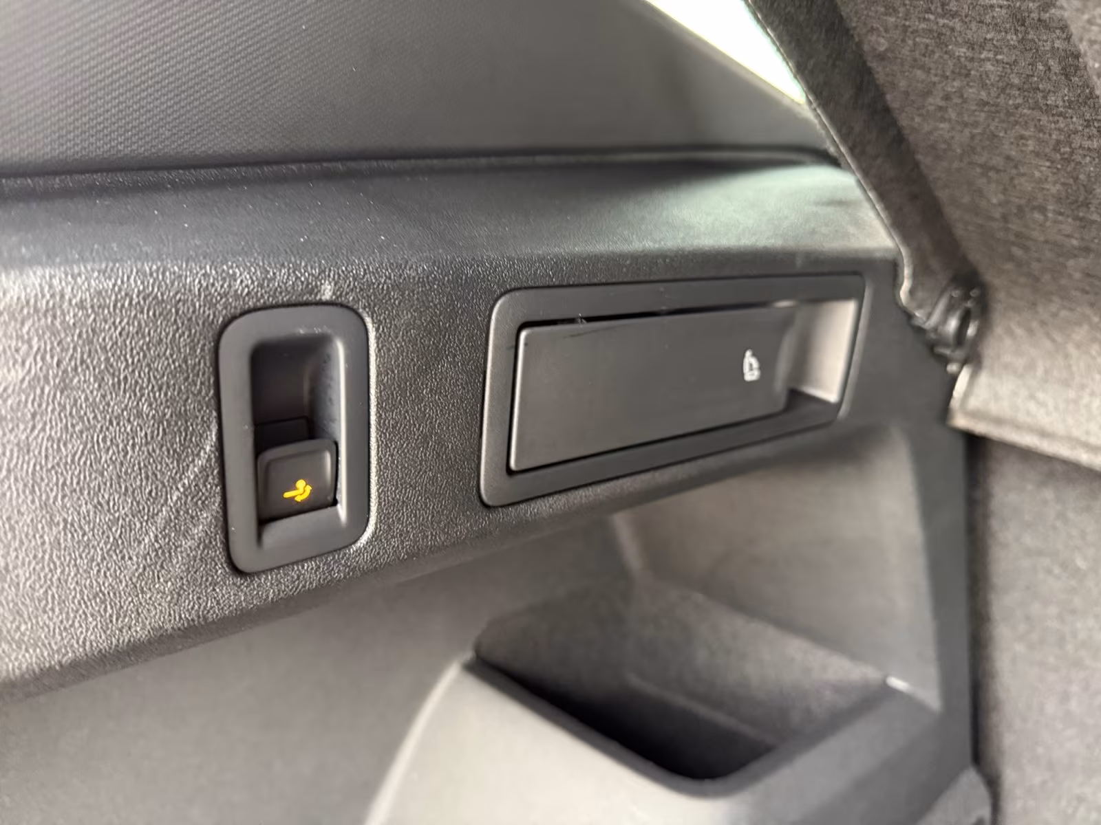 Volkswagen Tiguan 1.5 eTSI DSG R-Line