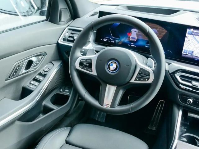 BMW 330 330e M-Sport Touring