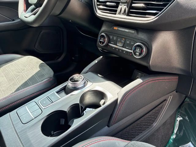 Ford Kuga Plug in Hybrid ST Line X