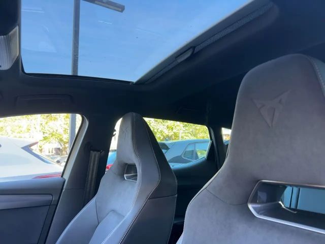 Cupra Leon 2.0 TSI DSG VZ