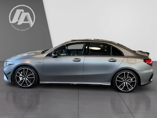 Mercedes-Benz A 35 AMG 4MATIC AMG Line