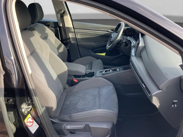 Volkswagen Golf 2.0 TDI DSG Style Variant