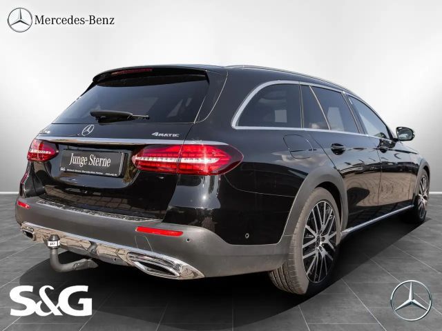 Mercedes-Benz E 220 4MATIC E 220 d Estate