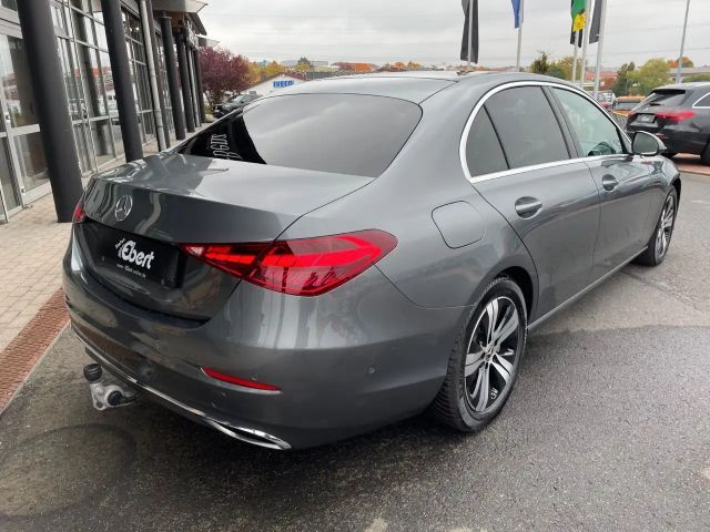 Mercedes-Benz C 180 AVANTGARDE Sedan