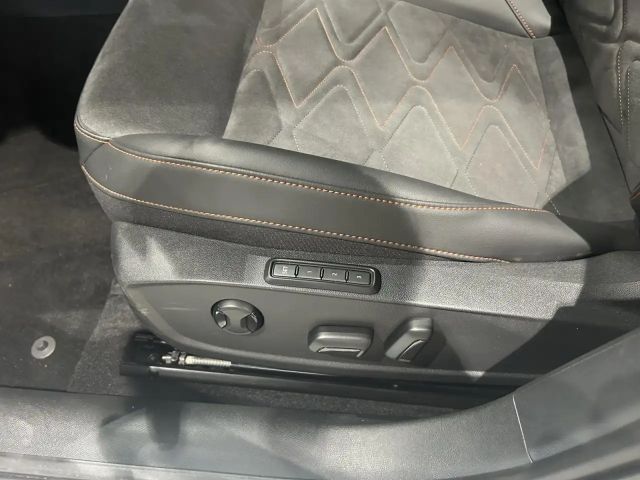 Seat Leon 1.5 TSI FR-lijn Sportstourer