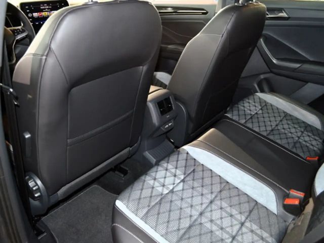 Volkswagen T-Roc DSG R-Line