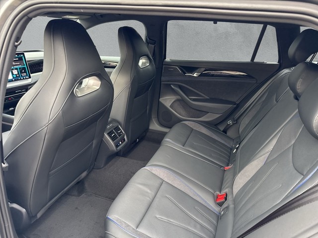 Volkswagen Passat 2.0 TDI DSG R-Line Variant