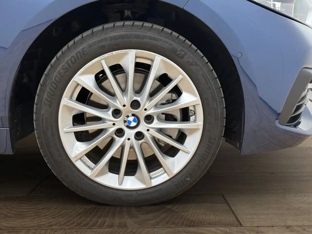 BMW 116 116i 5-deurs Sedan