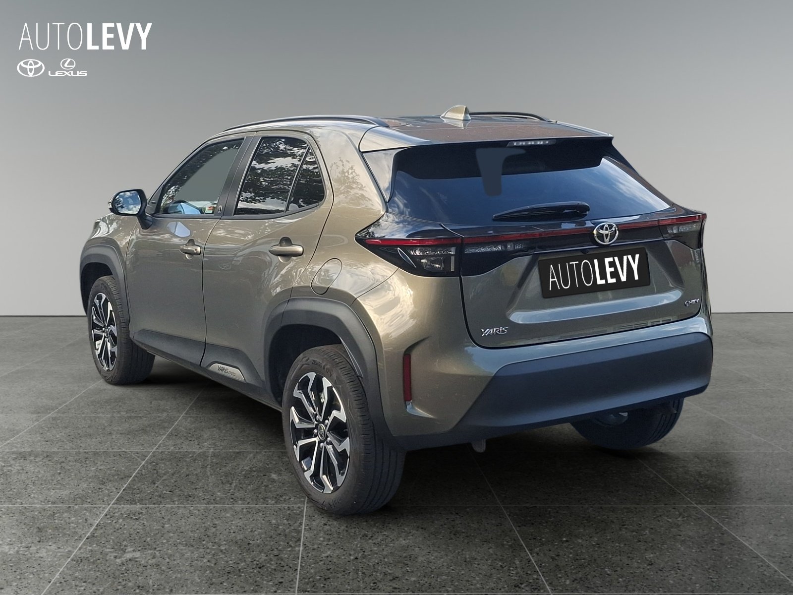 Toyota Yaris Cross 4x2 5-deurs Plus