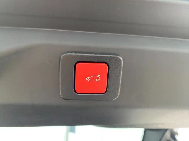 Peugeot E-3008 GT-Line