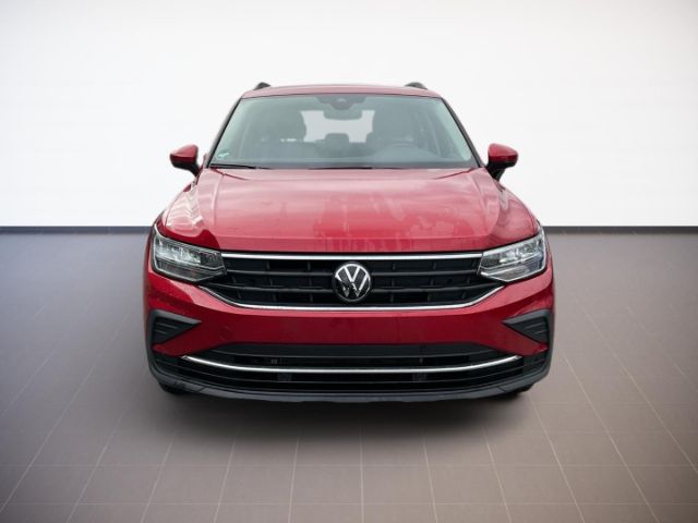 Volkswagen Tiguan 1.5TSI 130PS ACC.5J-G.NAVI.2xPDC.LED.LKRD-HZG.SHZ