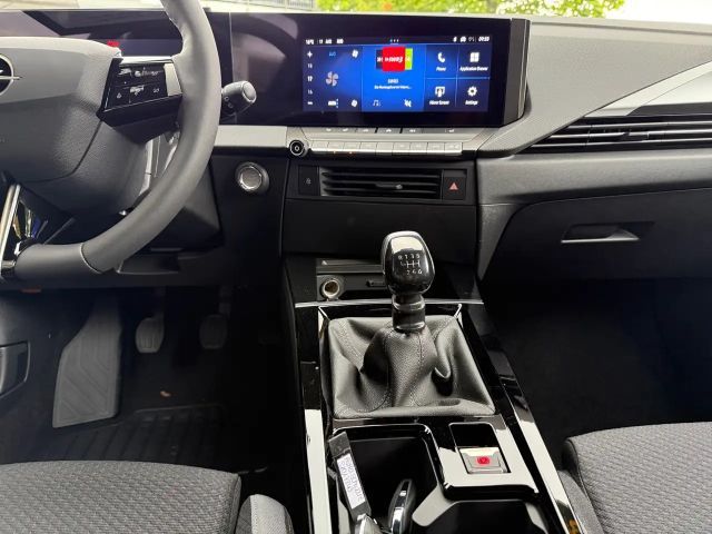 Opel Astra 1.2 Turbo Edition Turbo