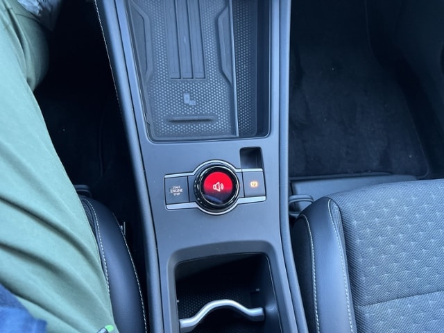 Volkswagen T-Roc 1.5 eTSI IQ.Drive R-Line Style