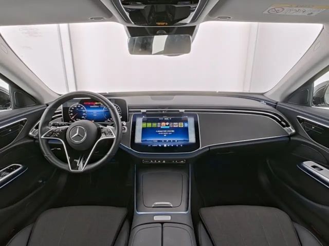 Mercedes-Benz E 300 AVANTGARDE Estate