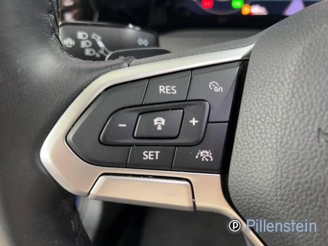 Volkswagen Golf DSG Style Variant
