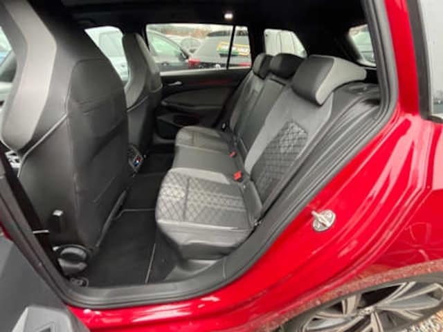 Volkswagen Golf 2.0 TDI DSG Variant