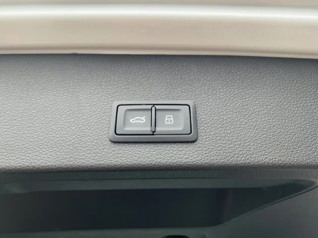 Audi Q2 35 advanced *DSG*LED*Navi*SHZ*PDC*LMF 17 Zoll*